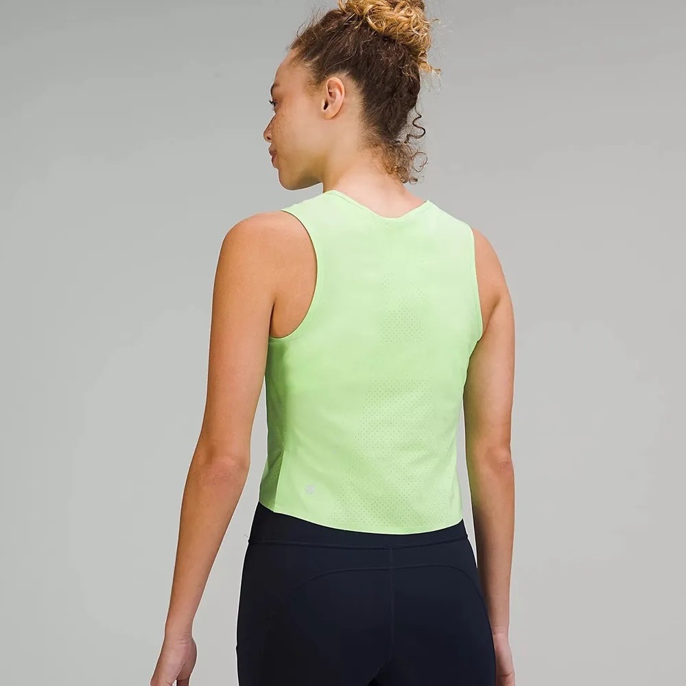 Swift Ventilated Running Tank Top - Picture 2 of 6